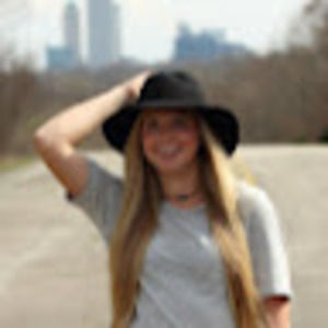 Meet your Posher, Avery